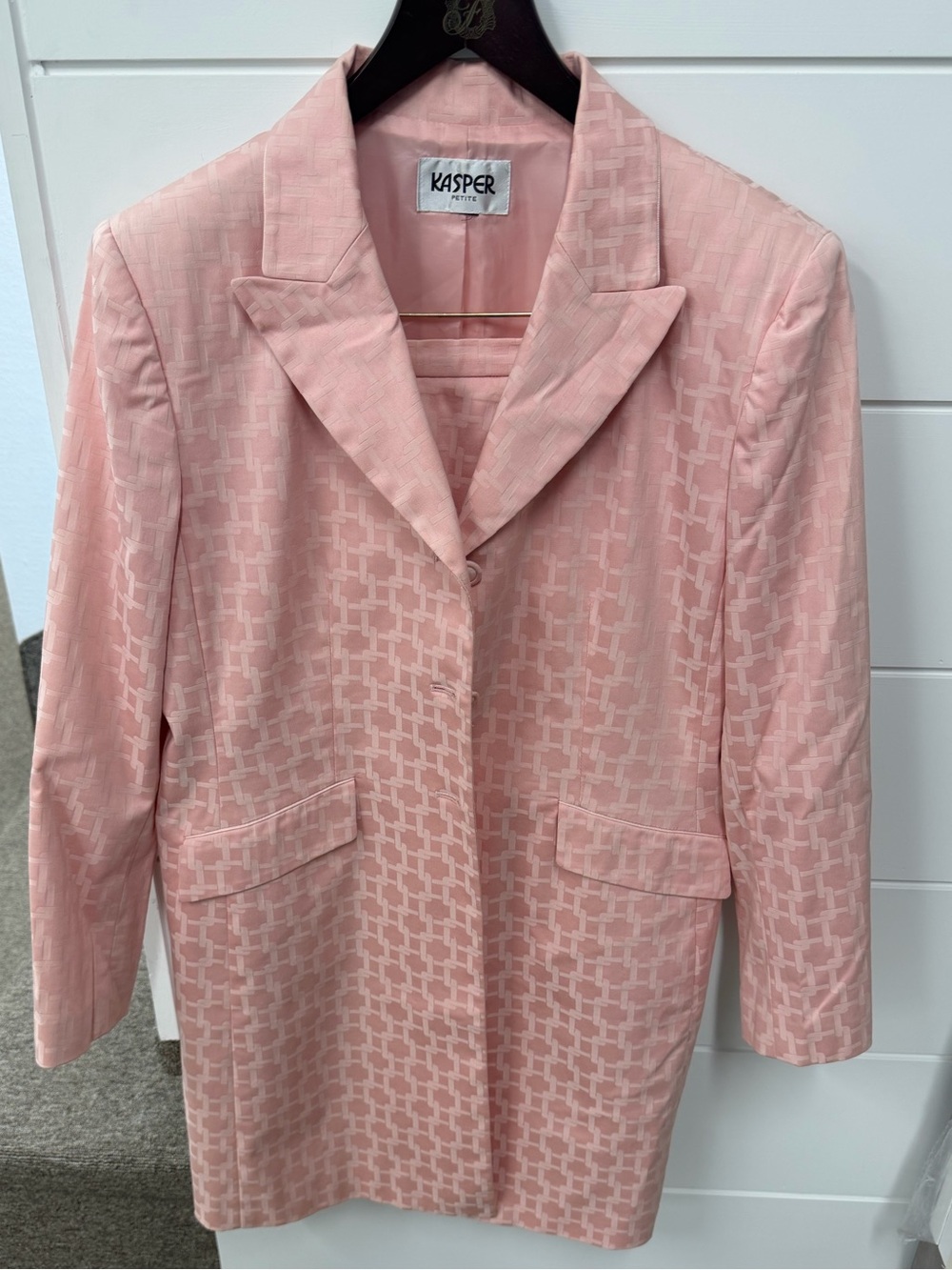 Kasper Pink Textured Notch-Lapel Blazer Jacket